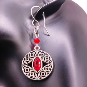 Sliver and swarovski crystals drop Earrings